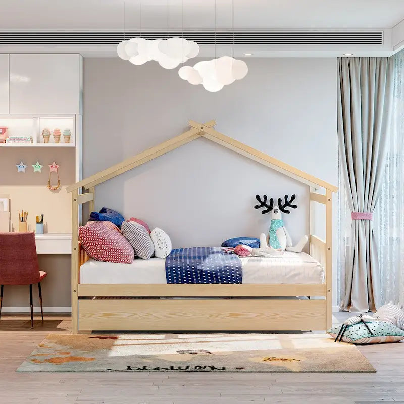 Hausförmiges Tagesbett aus Holz mit Ausziehbett — Full + Twin