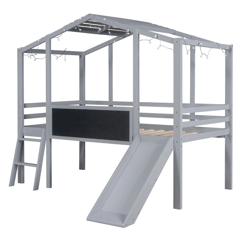 Cama alta con forma de casa, tobogán, tira de luces LED y pizarra